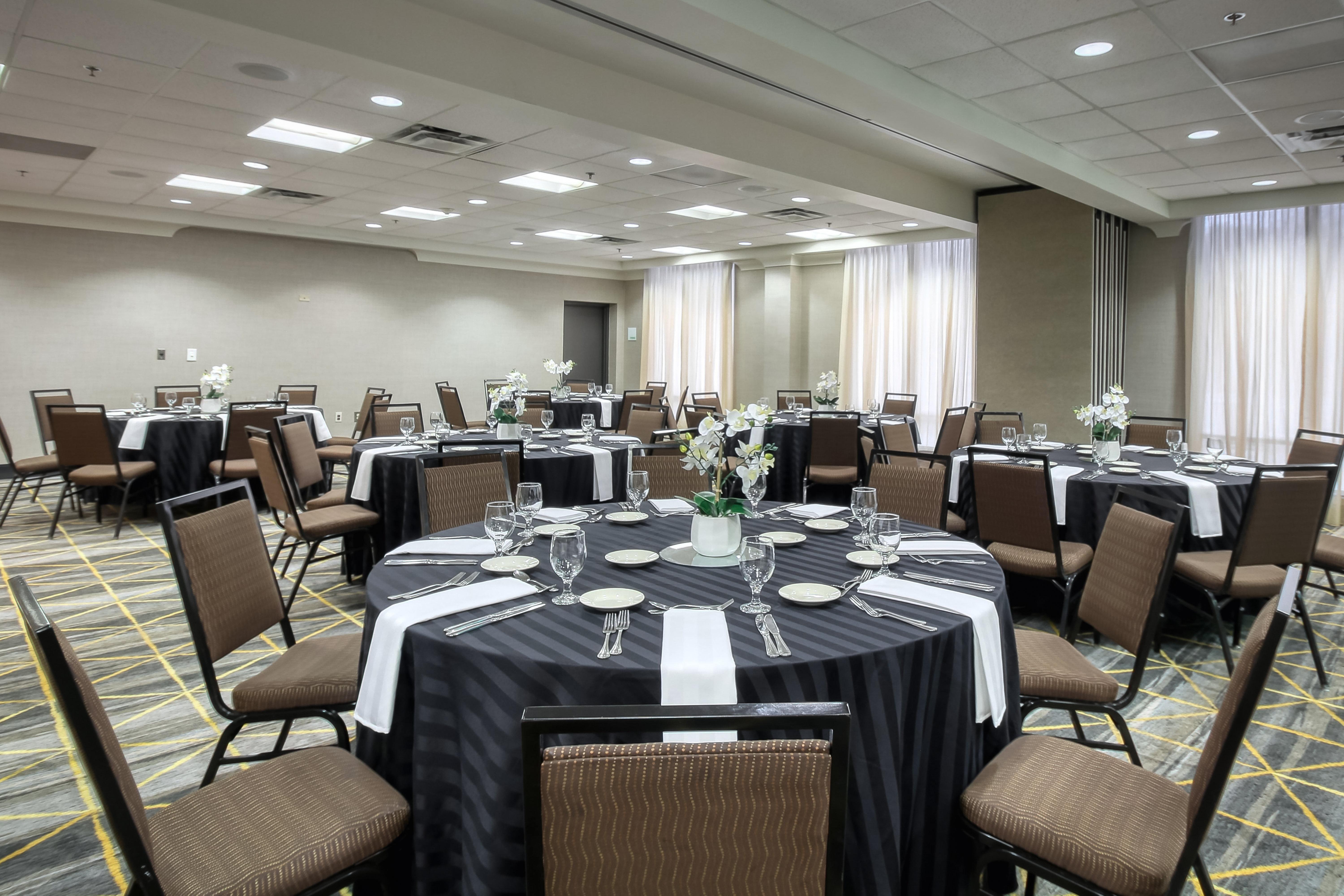 Holiday Inn & Suites Atlanta Airport North By Ihg College Park Εξωτερικό φωτογραφία