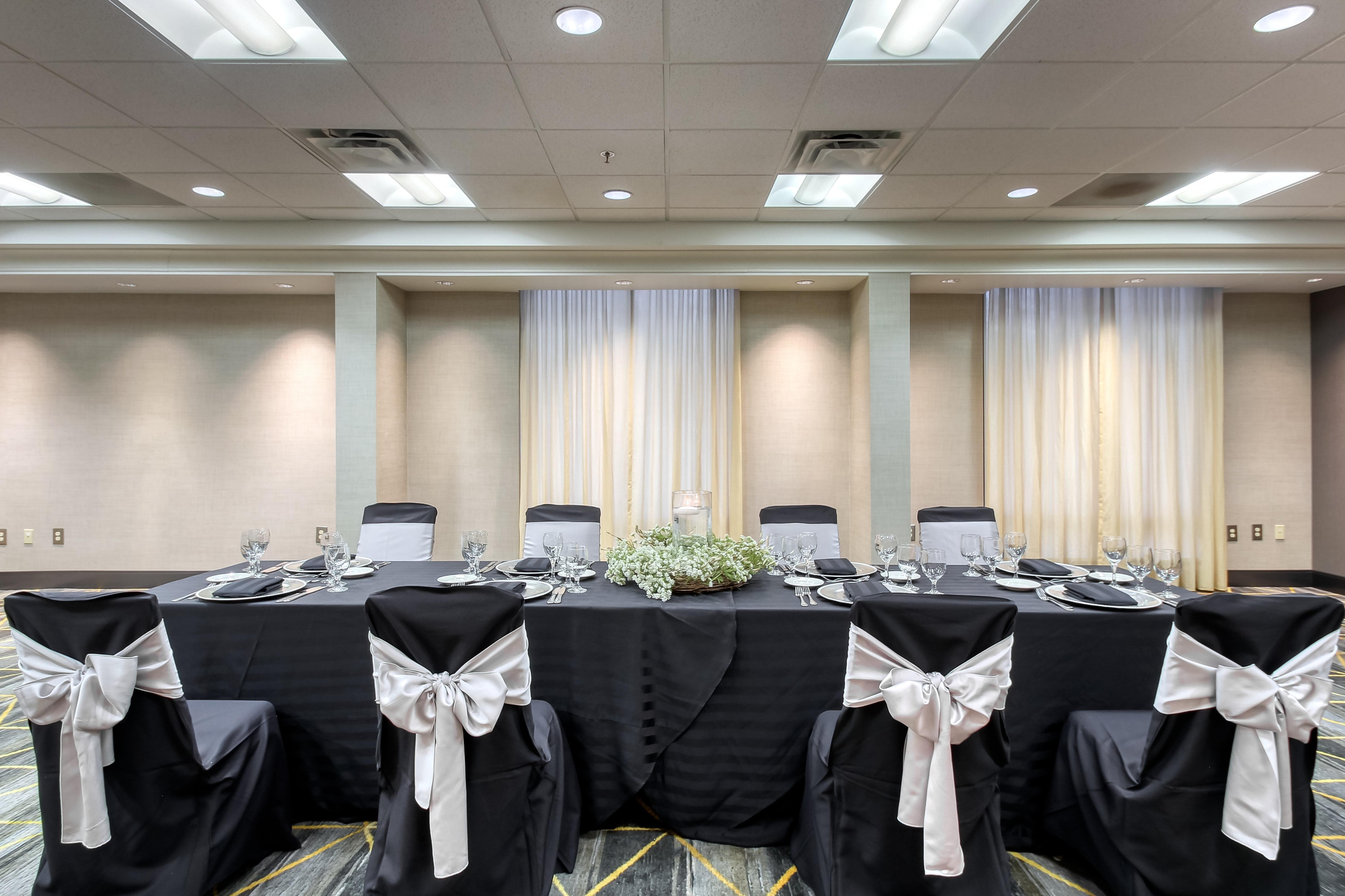 Holiday Inn & Suites Atlanta Airport North By Ihg College Park Εξωτερικό φωτογραφία
